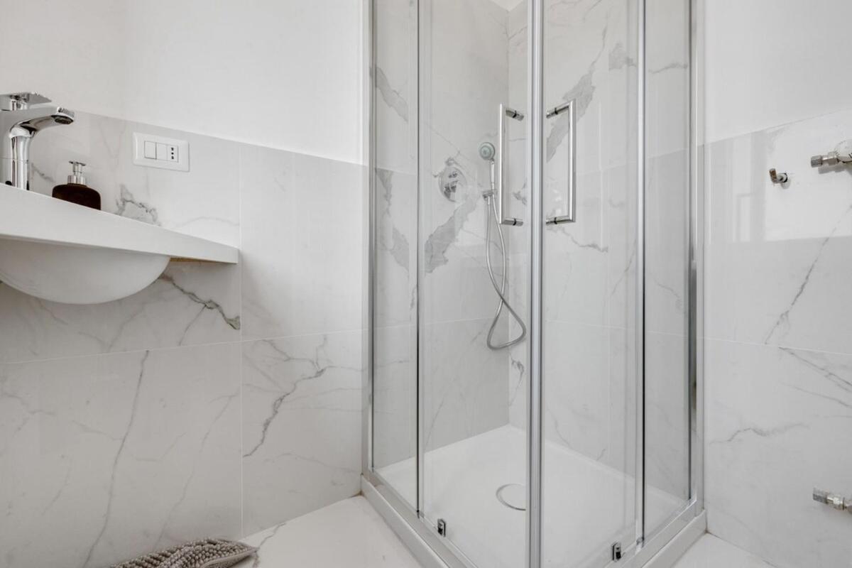 Homeby, Cozy Penthouse Apartment Milano Eksteriør bilde