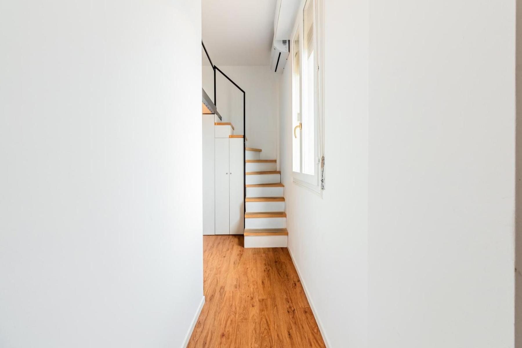 Homeby, Cozy Penthouse Apartment Milano Eksteriør bilde